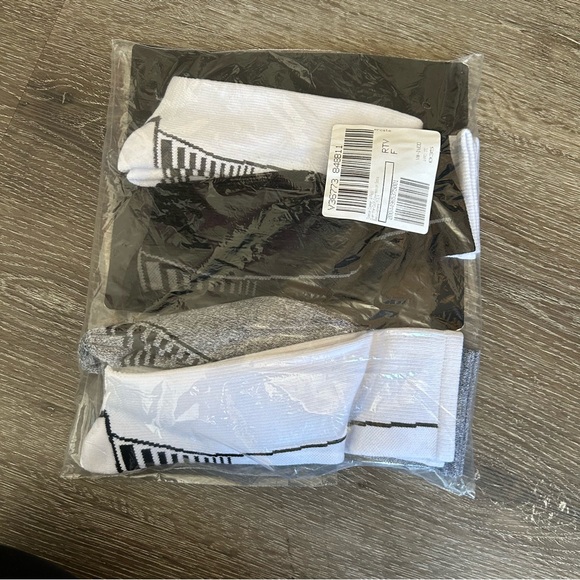 New Women’s Tommie Copper M 7-9.5 4 Pack of Over the Calf Compression Socks - Picture 4 of 7